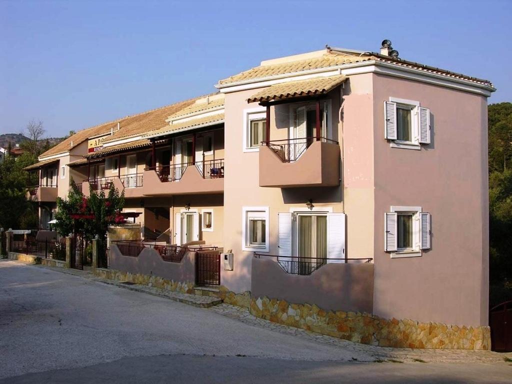 Apollon - Fivos Aparthotel Sívota Екстериор снимка