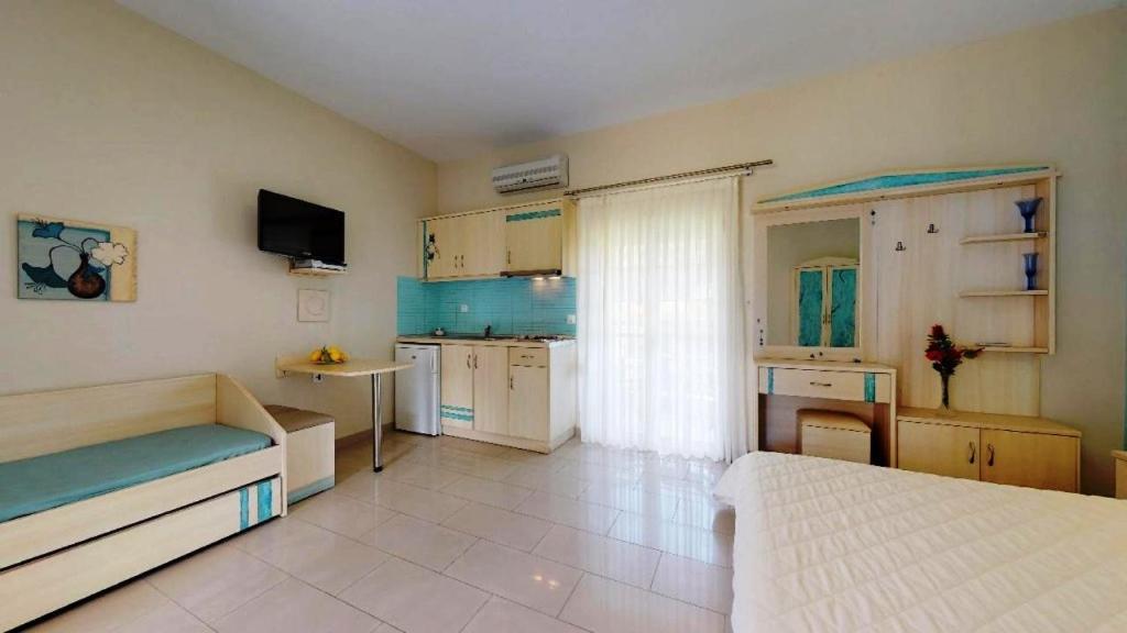 Apollon - Fivos Aparthotel Sívota Стая снимка